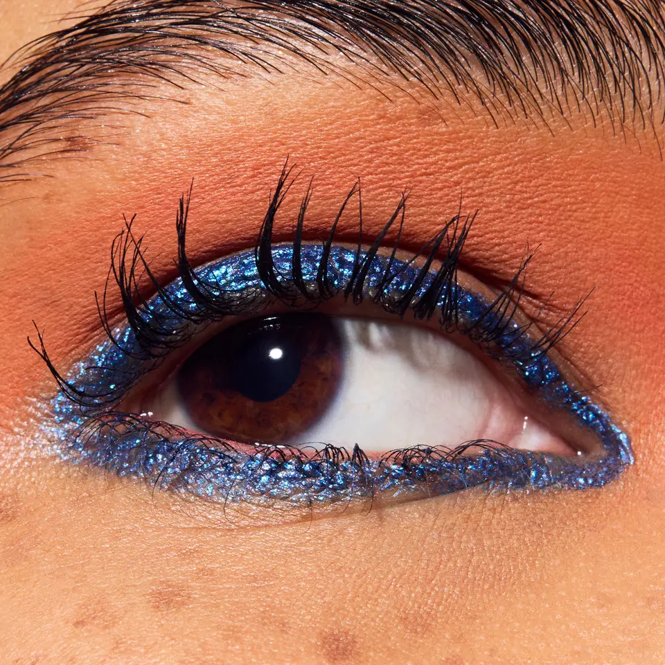 Mac Cosmetics: Dazzleshadow Eye Shadow Sticks