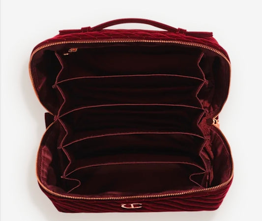 Trousse da viaggio in velluto per la cura della pelle e il make-up.