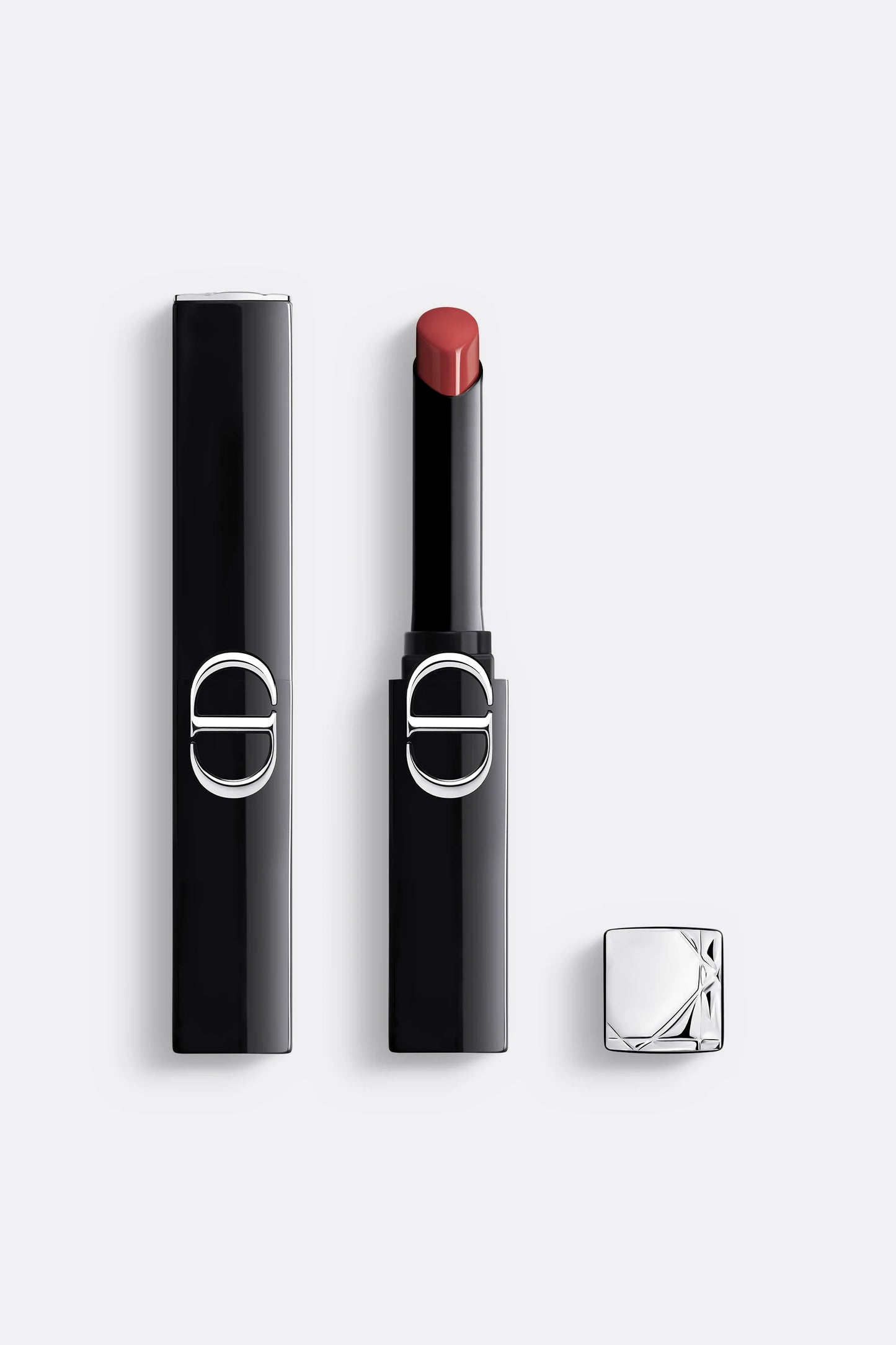 Rossetto Rouge Dior On Stage Rossetto dalla tenuta estrema – finish brillante