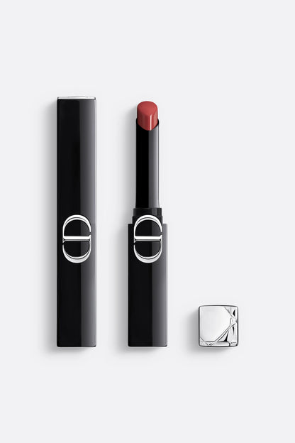 Rossetto Rouge Dior On Stage Rossetto dalla tenuta estrema – finish brillante
