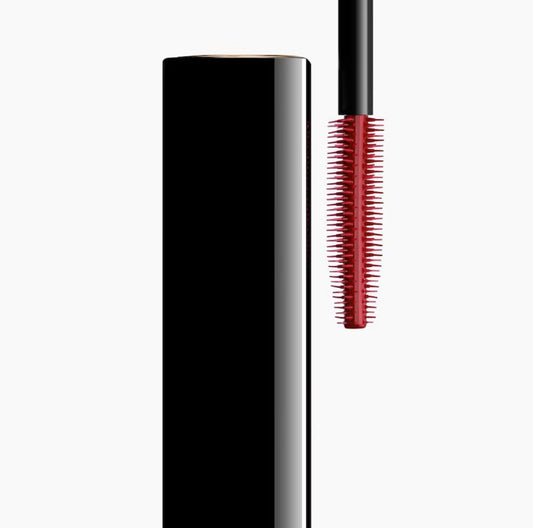 Chanel: Black Allure