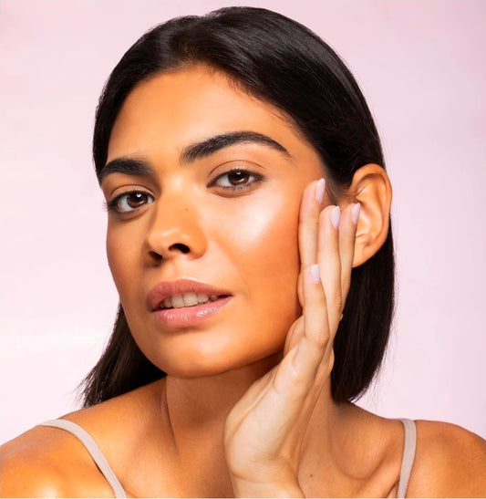 LUX HYDRA RADIANT EYE MASK
Maschera contorno occhi rigenerante e illuminante